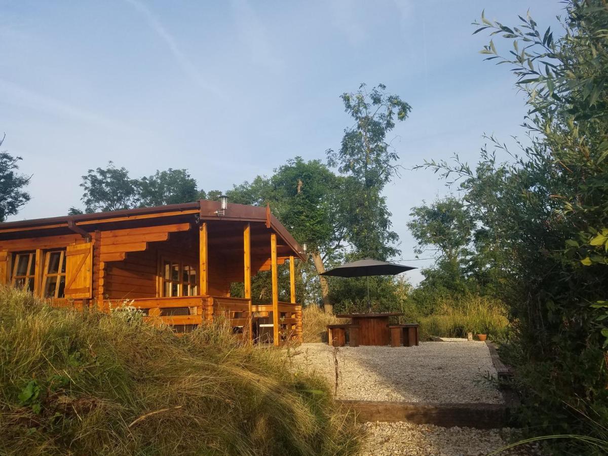 West Pool Cabin Lincoln Exterior photo