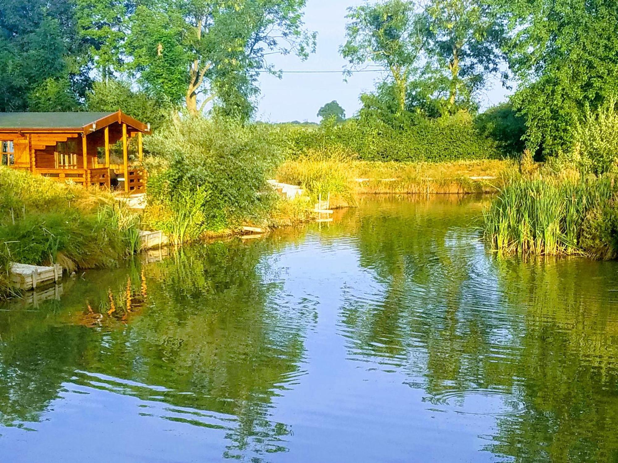 West Pool Cabin Lincoln Exterior photo